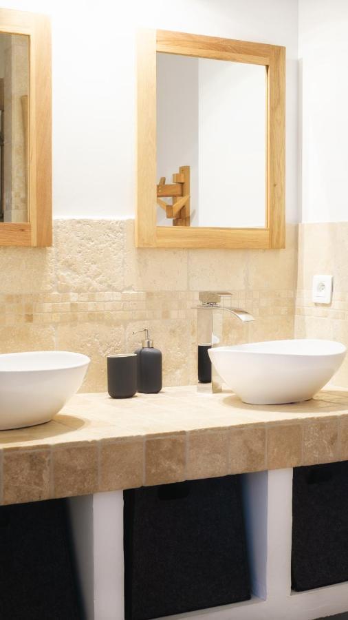 L'Ostal - Bed & Breakfast - Chambres Et Suites De 25 A 40M2 - Spa Saint-Hilaire-d'Ozilhan Экстерьер фото