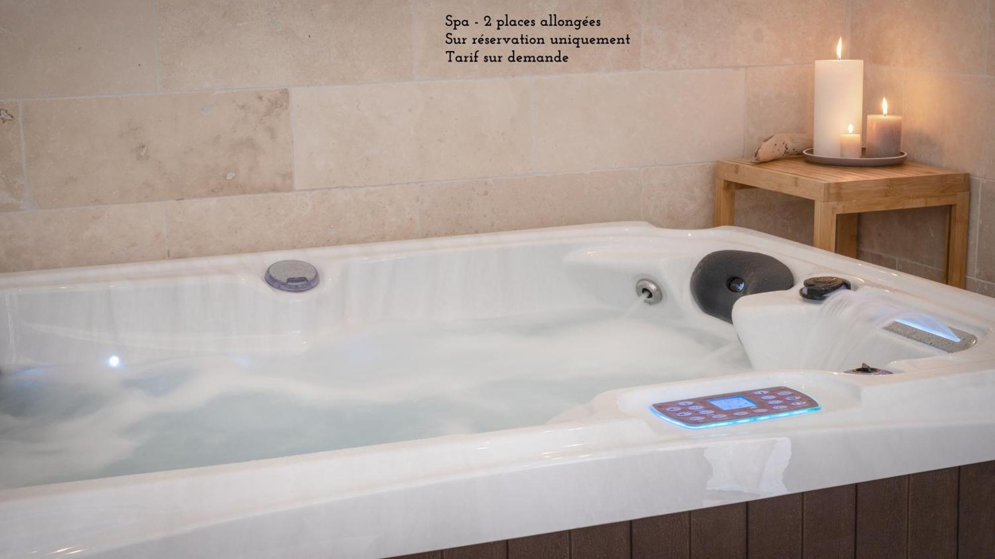 L'Ostal - Bed & Breakfast - Chambres Et Suites De 25 A 40M2 - Spa Saint-Hilaire-d'Ozilhan Экстерьер фото